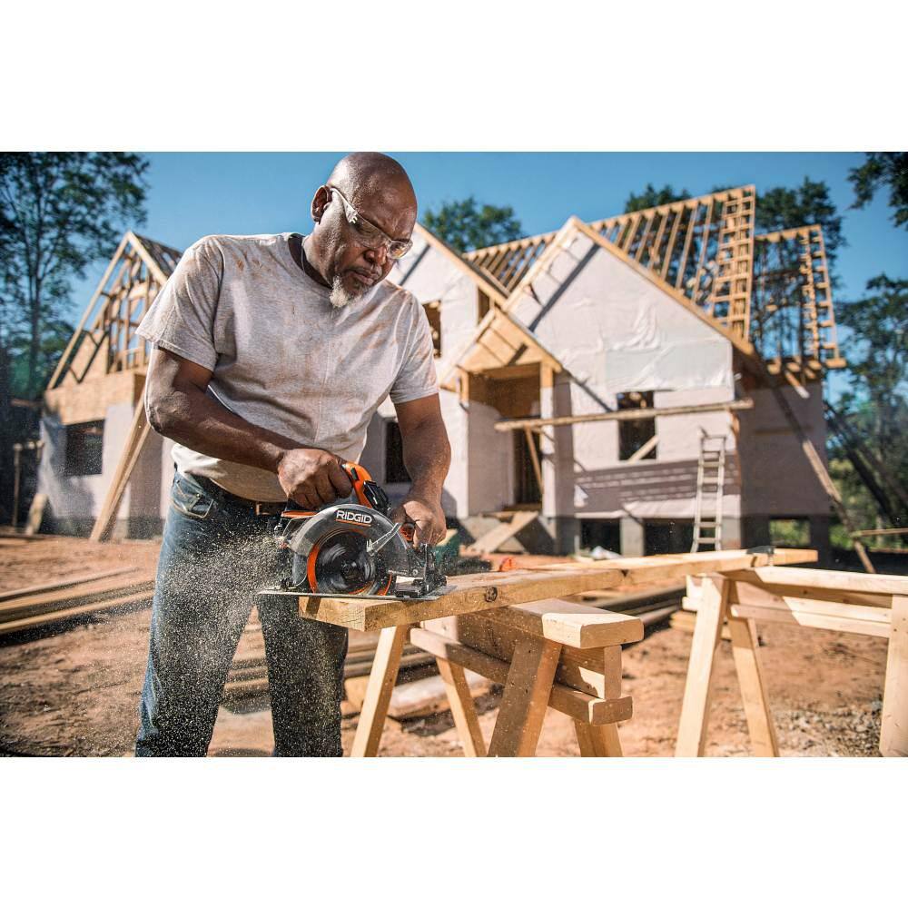 18V Brushless Cordless 7-1/4 in. Circular Saw Kit with 4.0 Ah MAX Output Battery and Charger - Image 7